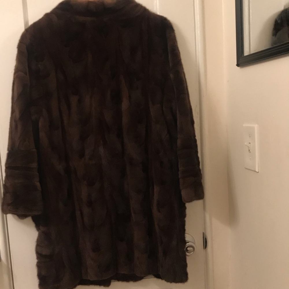 Beautiful Brown Tiger Pattern Mink Coat - Picture 5 of 6